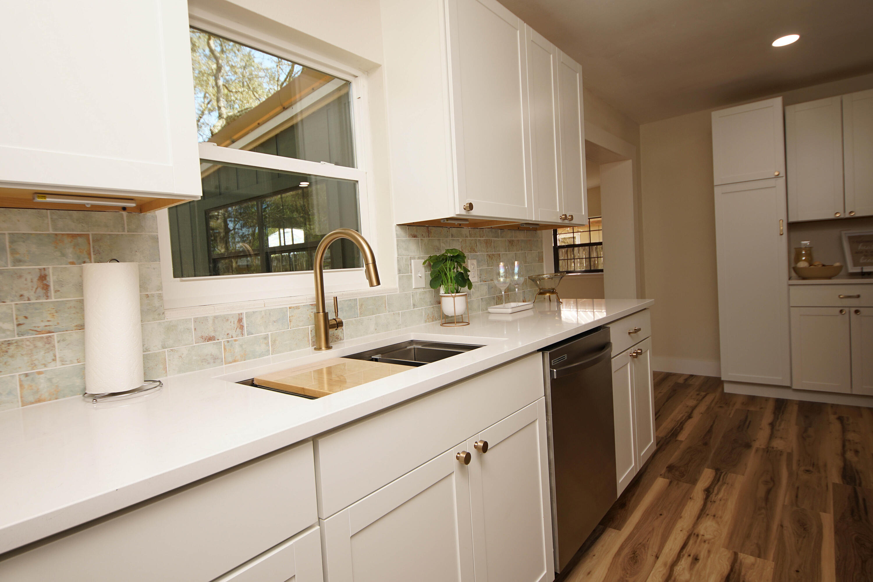 GARNIERS BEACH 7TH - Residential