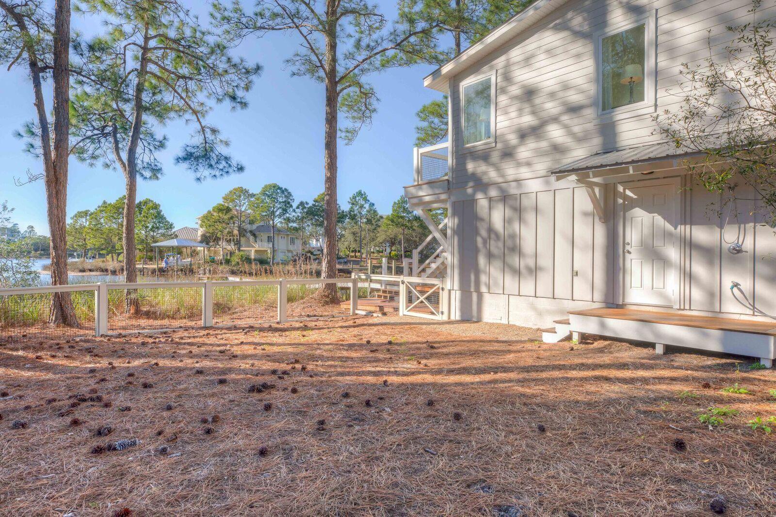 LAKEWOOD OF SEAGROVE BEACH - Residential