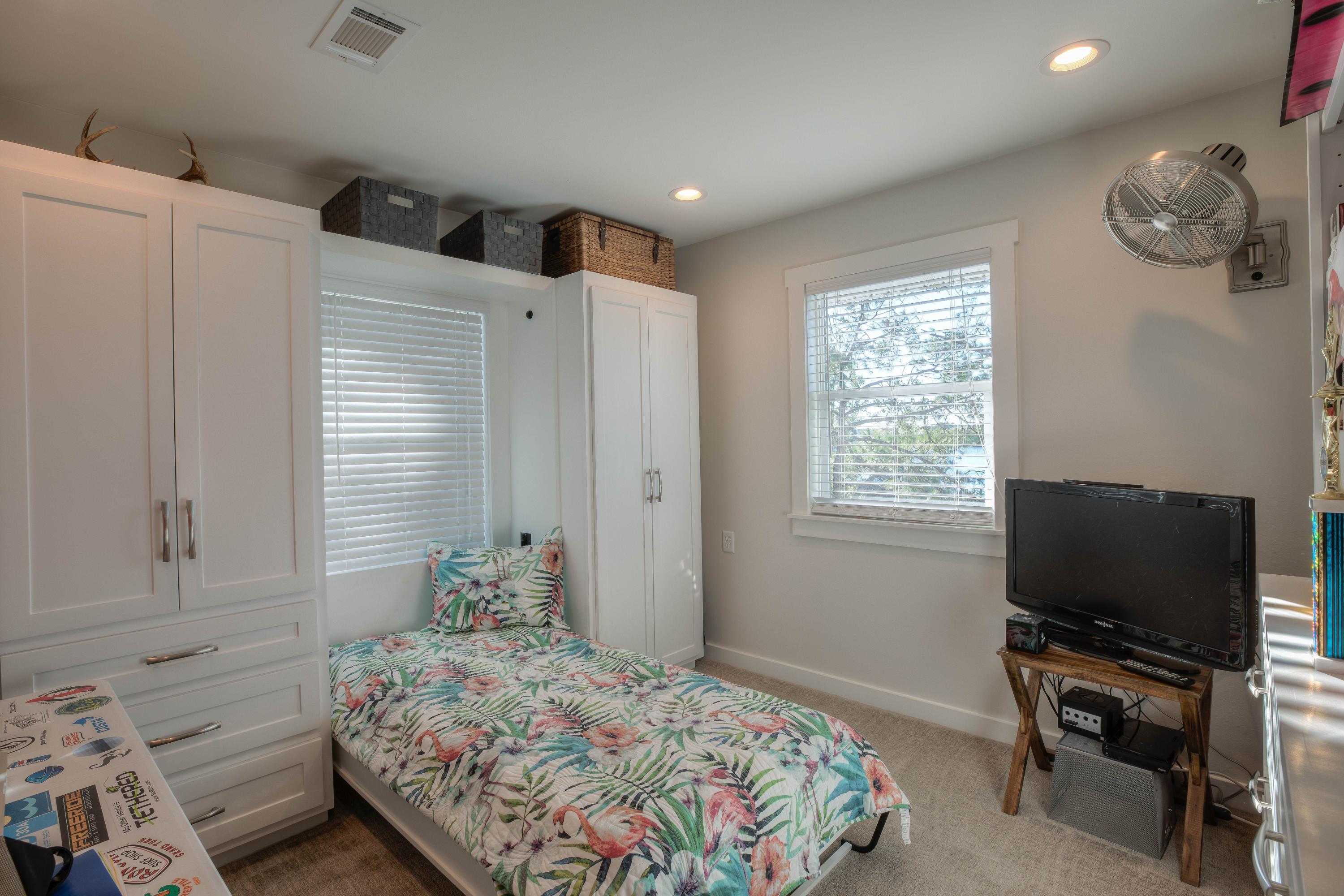 LAKEWOOD OF SEAGROVE BEACH - Residential