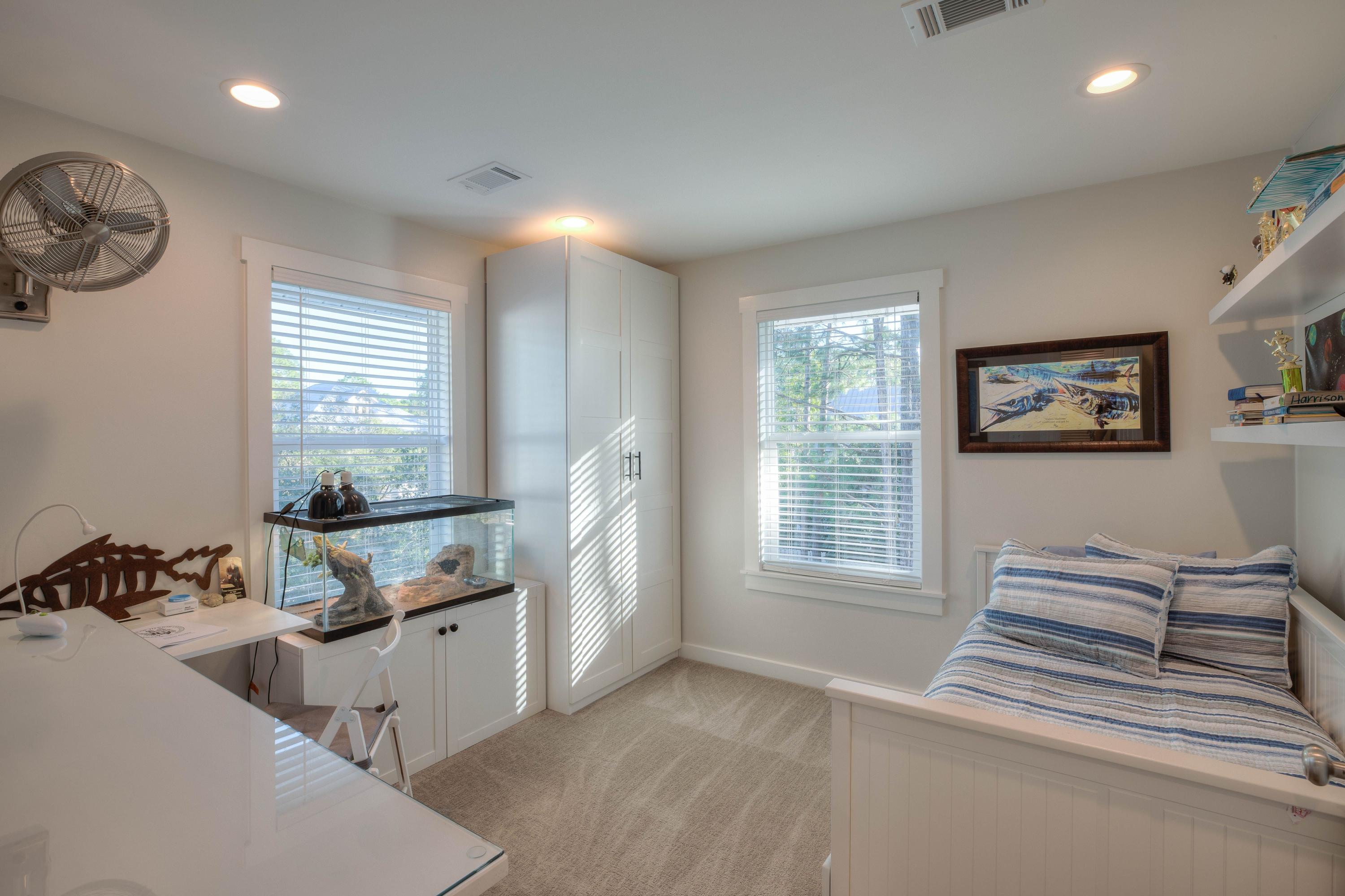 LAKEWOOD OF SEAGROVE BEACH - Residential