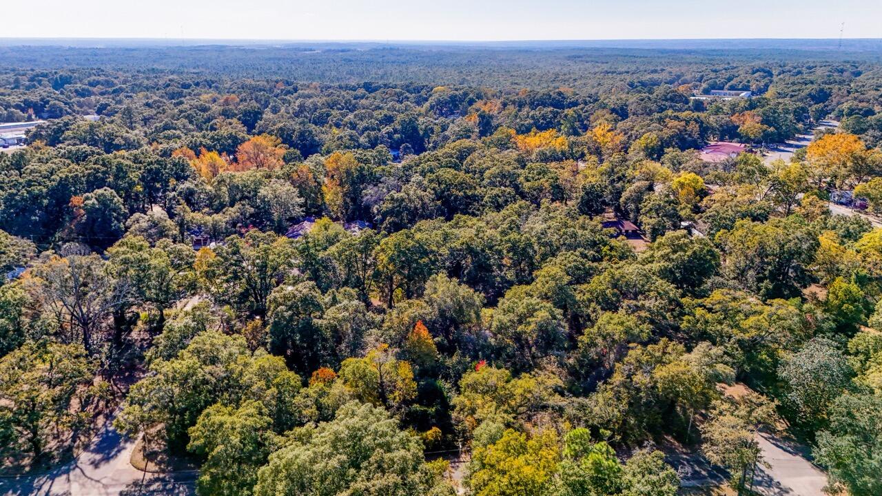 CRESTVIEW - Land