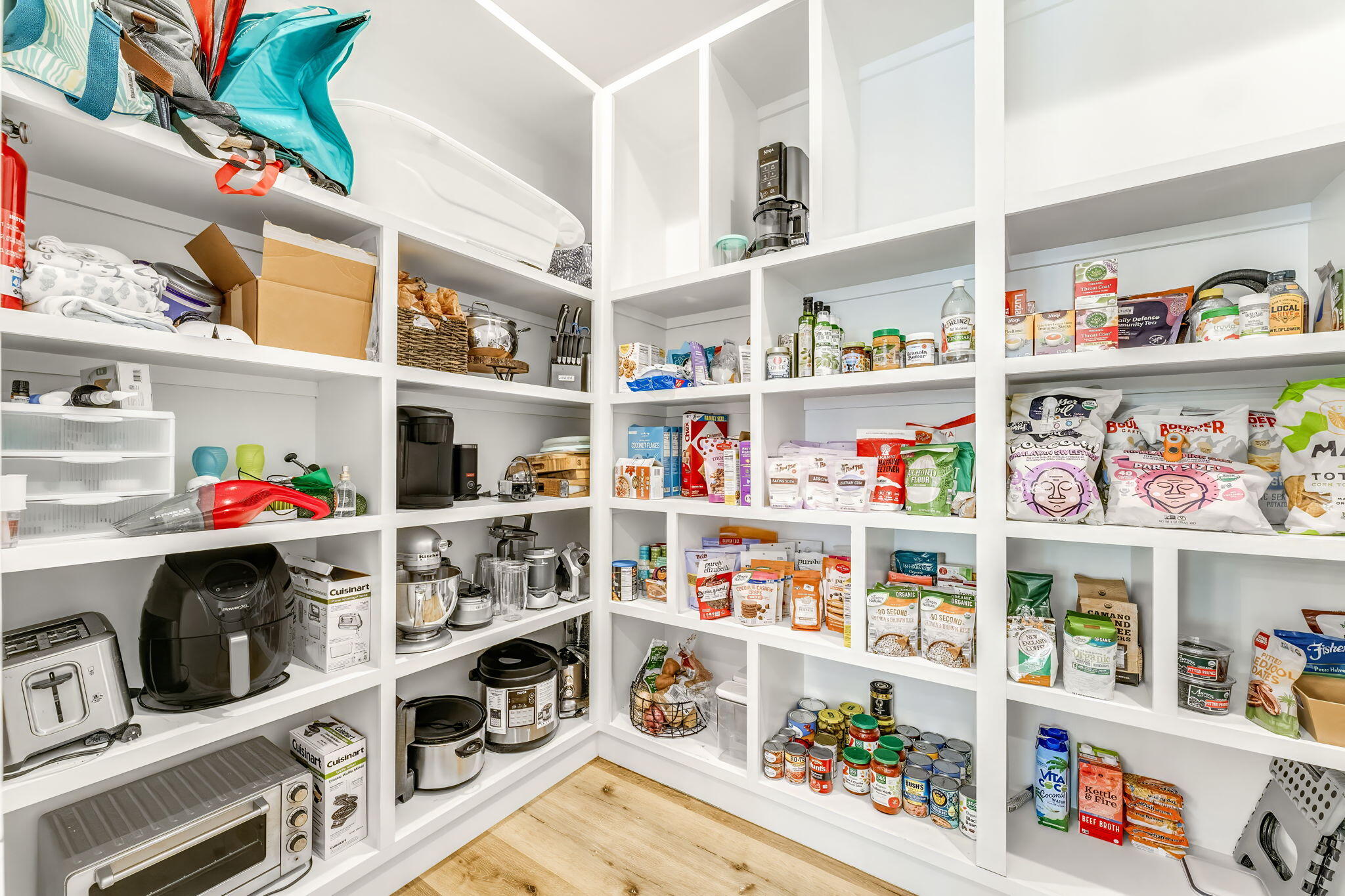 PELICAN BAY - Residential