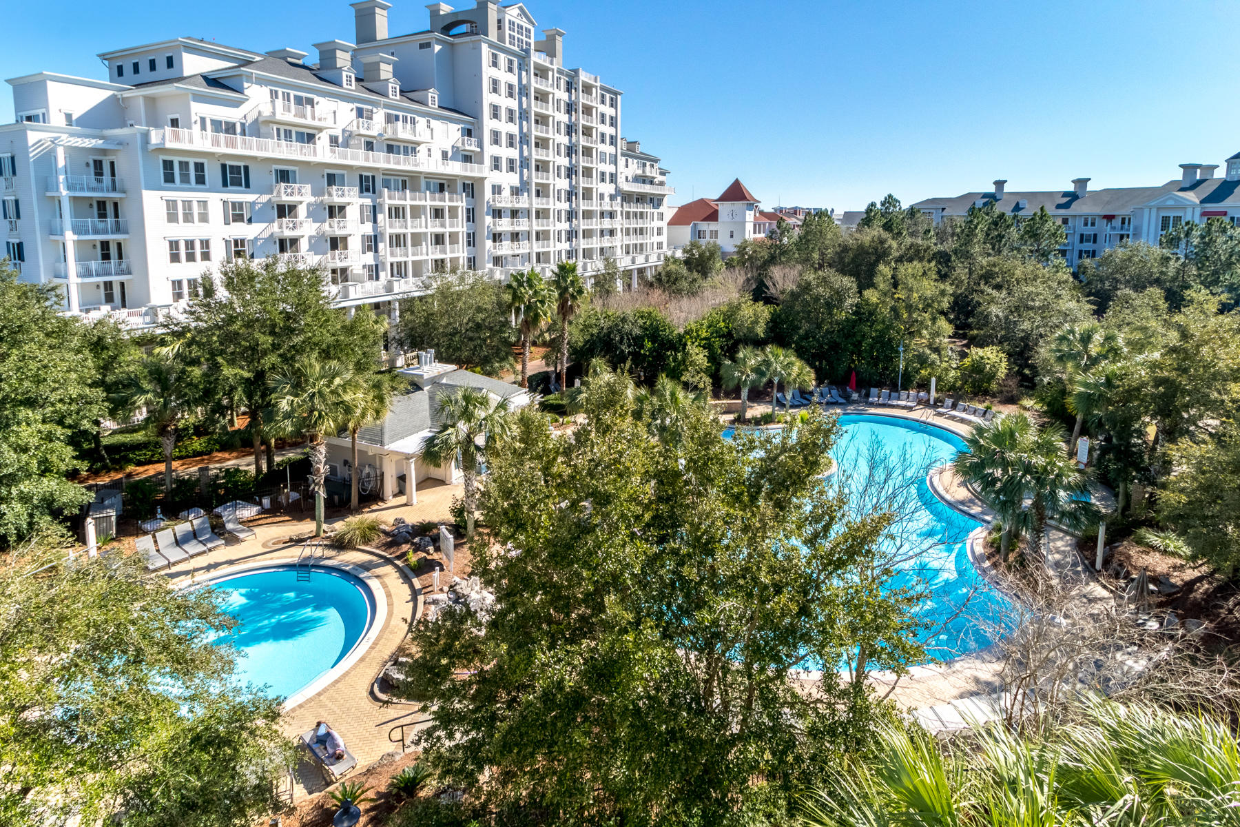 BAHIA CONDO - Residential