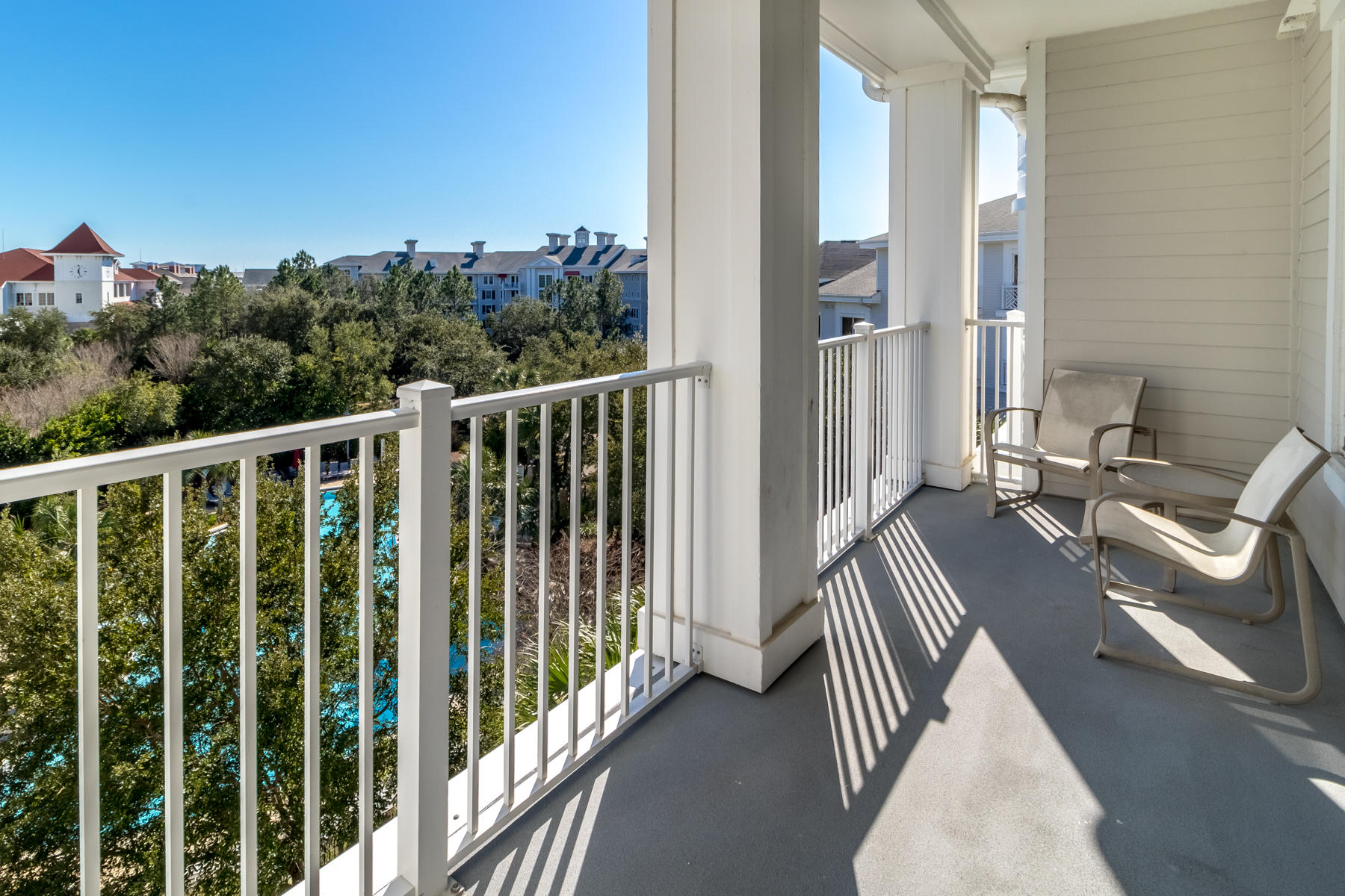 BAHIA CONDO - Residential