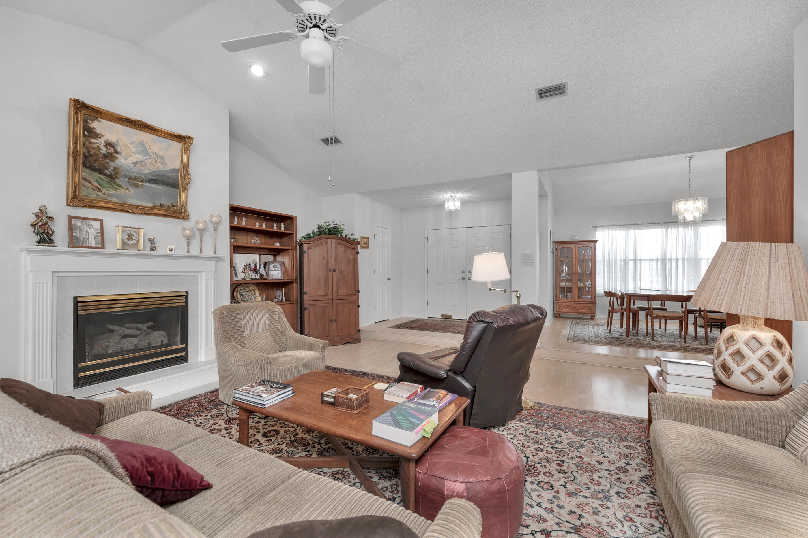 RIVIERA BEACH - Residential