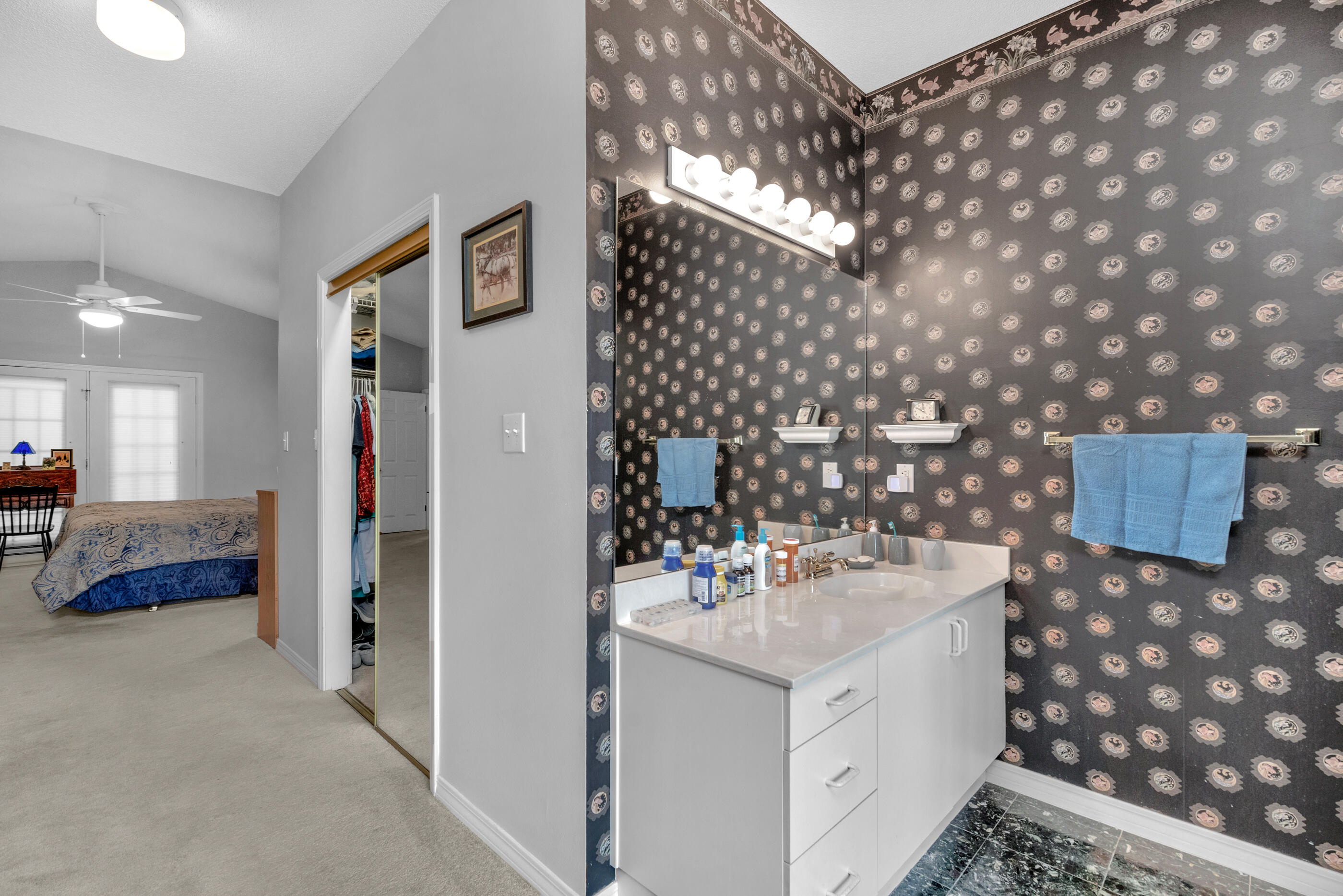 RIVIERA BEACH - Residential