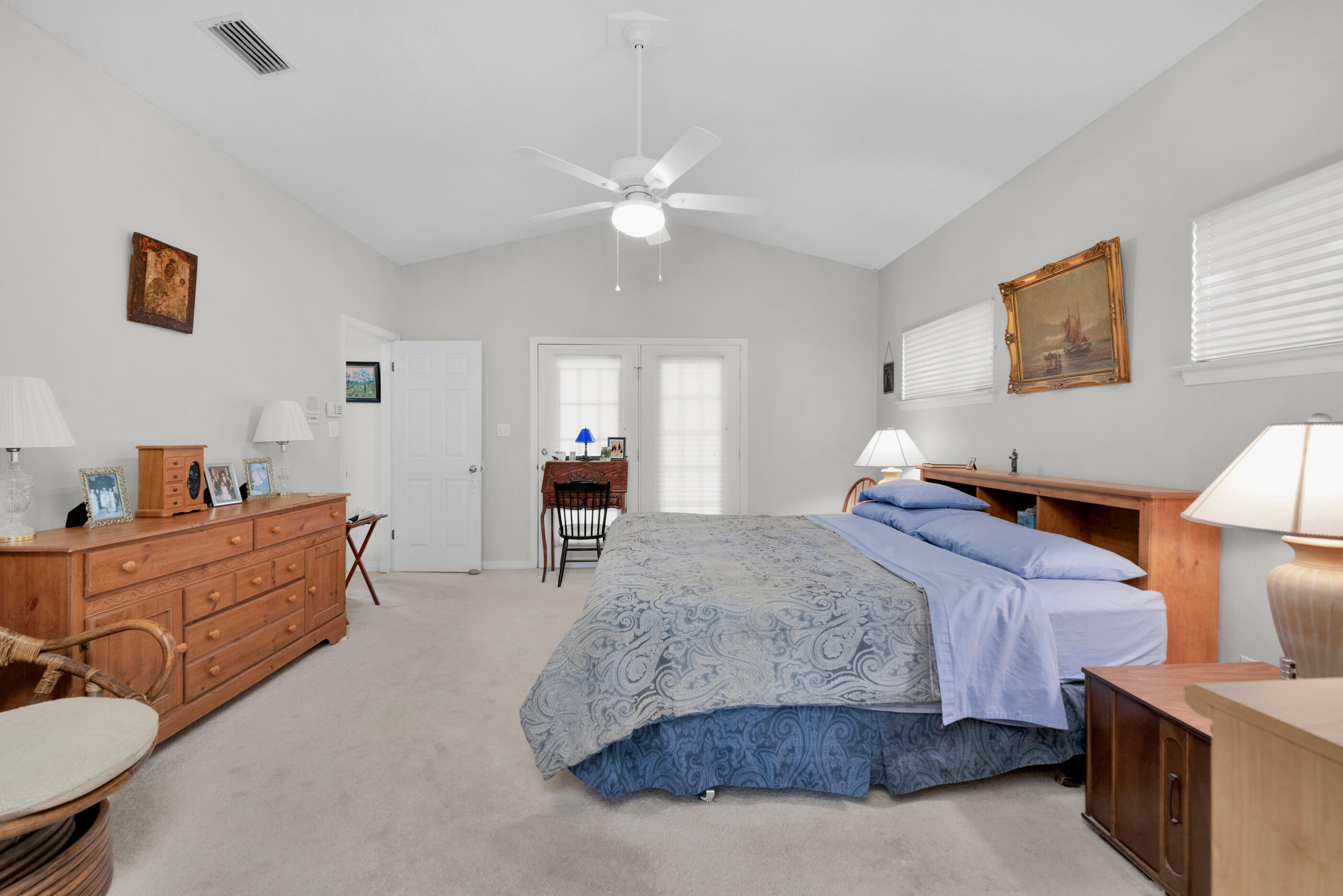 RIVIERA BEACH - Residential