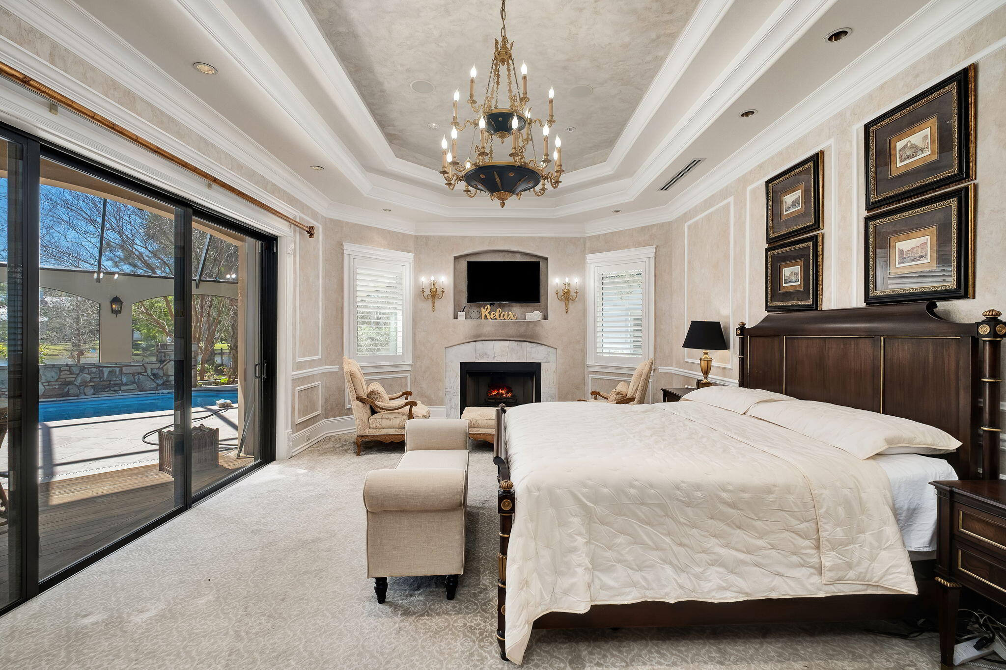 437 Admiral Court