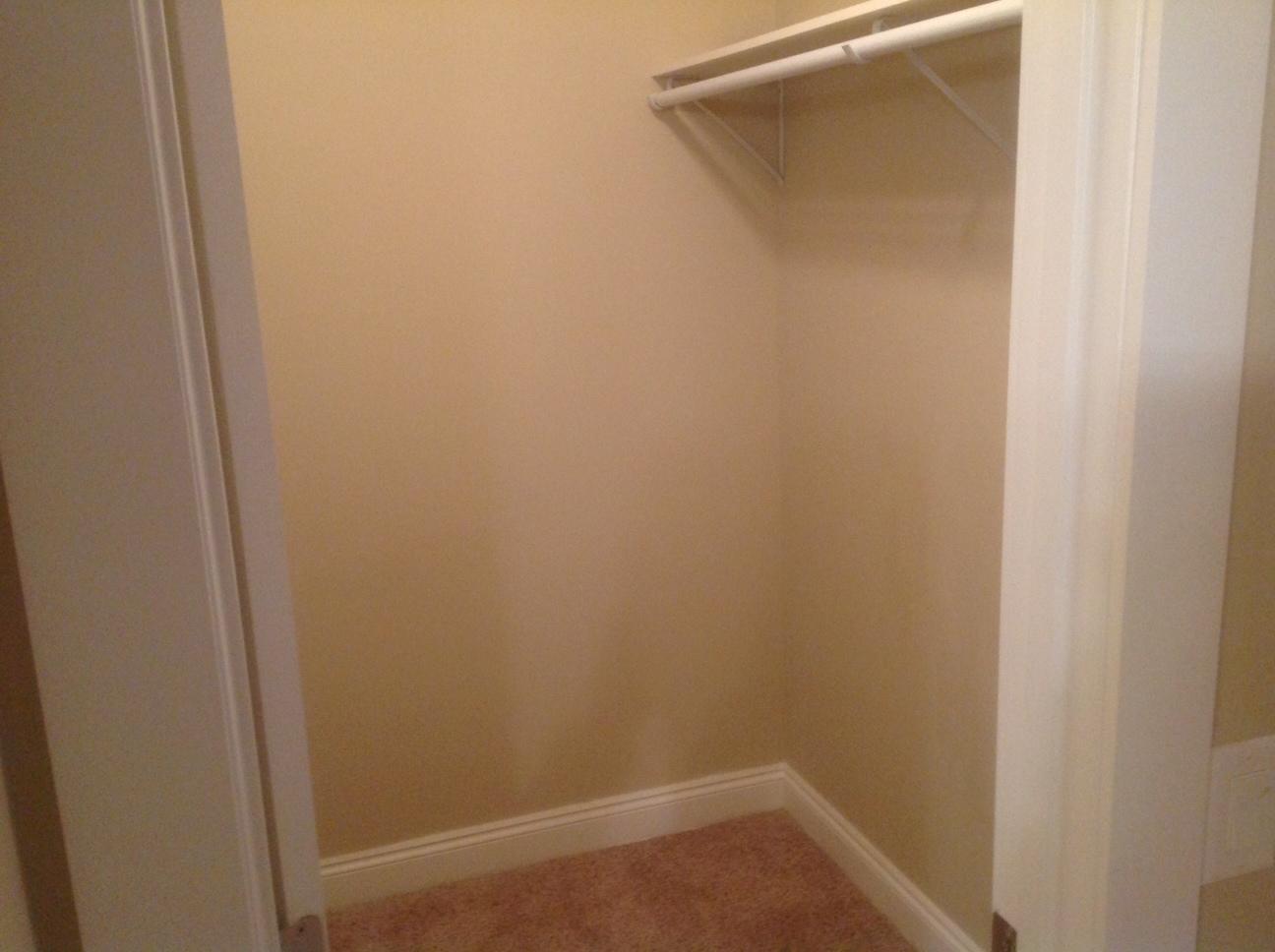 HUNTER WOODS - Residential