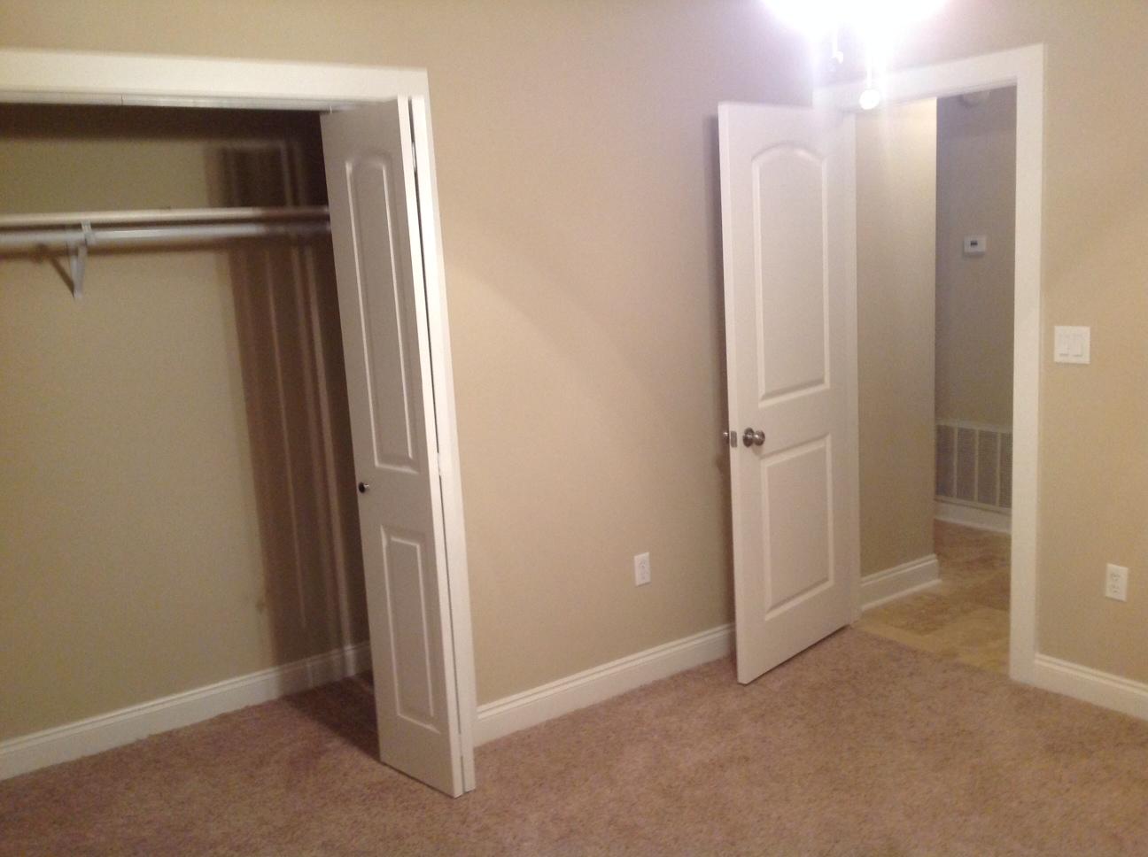 HUNTER WOODS - Residential