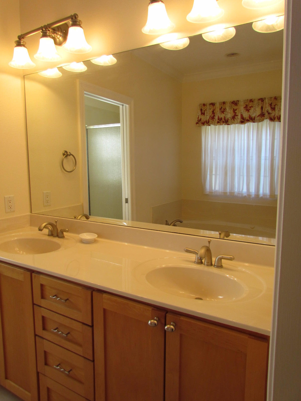 MEDITERRANEAN VILLAGE AT BLUEWATER BAY - Residential