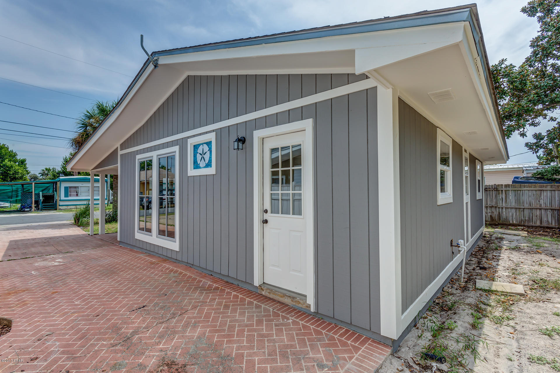 LAGUNA BEACH 6TH ADDN - Residential