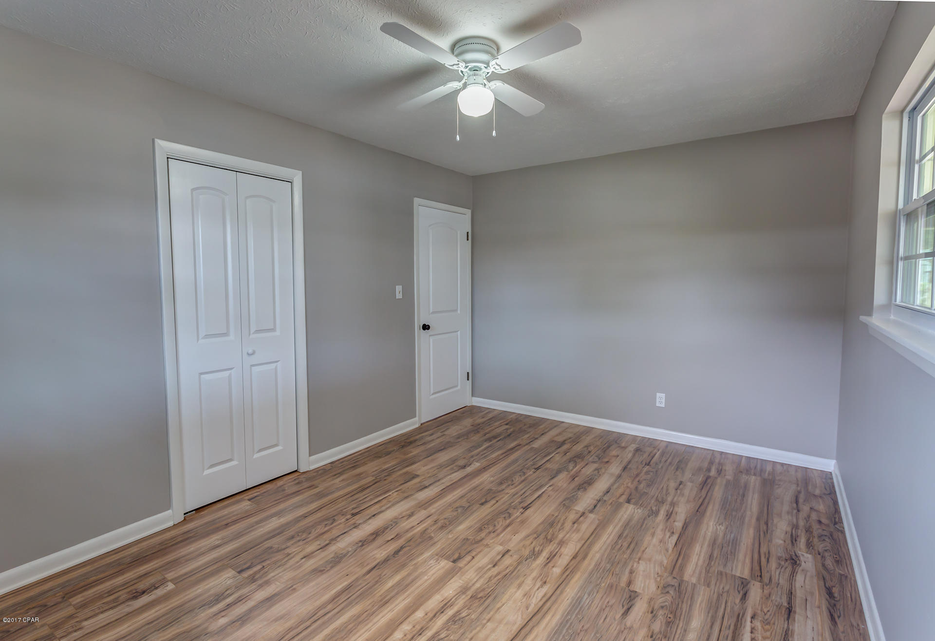 LAGUNA BEACH 6TH ADDN - Residential