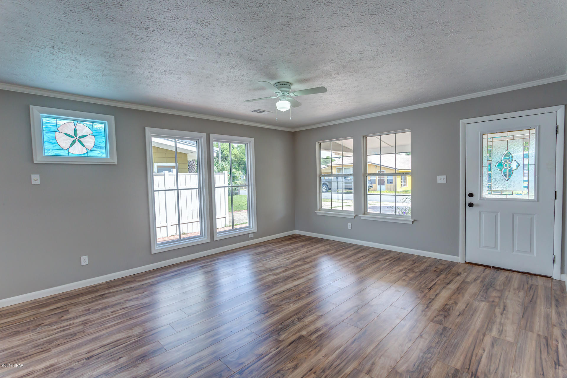 LAGUNA BEACH 6TH ADDN - Residential