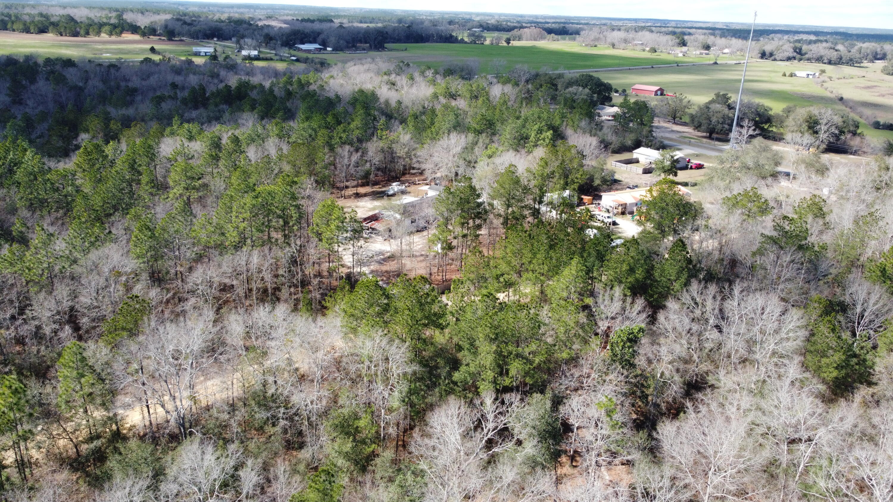 HOLBROOK HILLS - Land