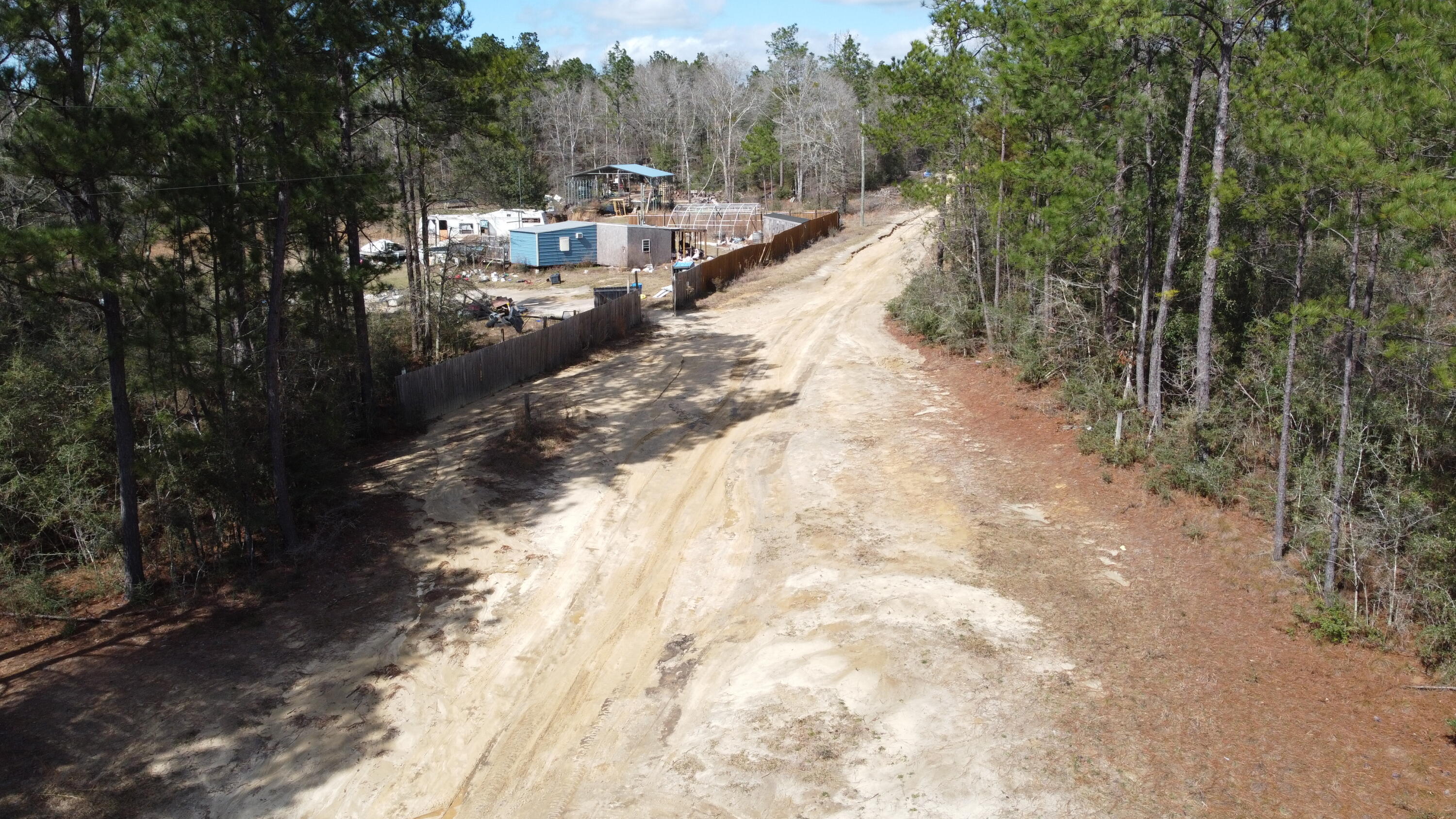 HOLBROOK HILLS - Land