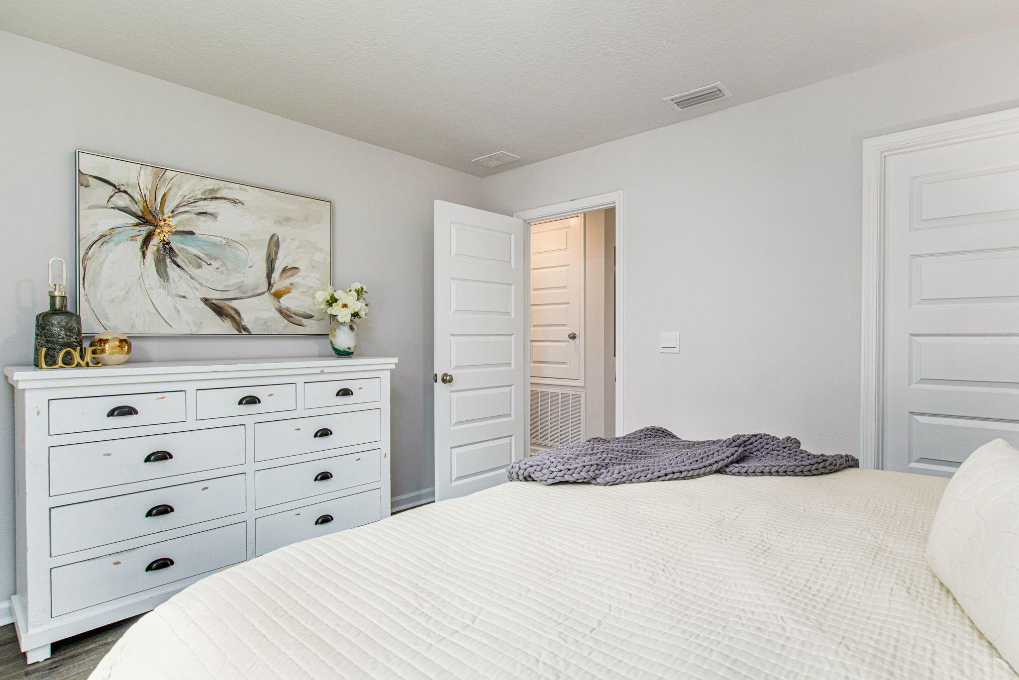 RIVERS COVE PHS 1 - Residential