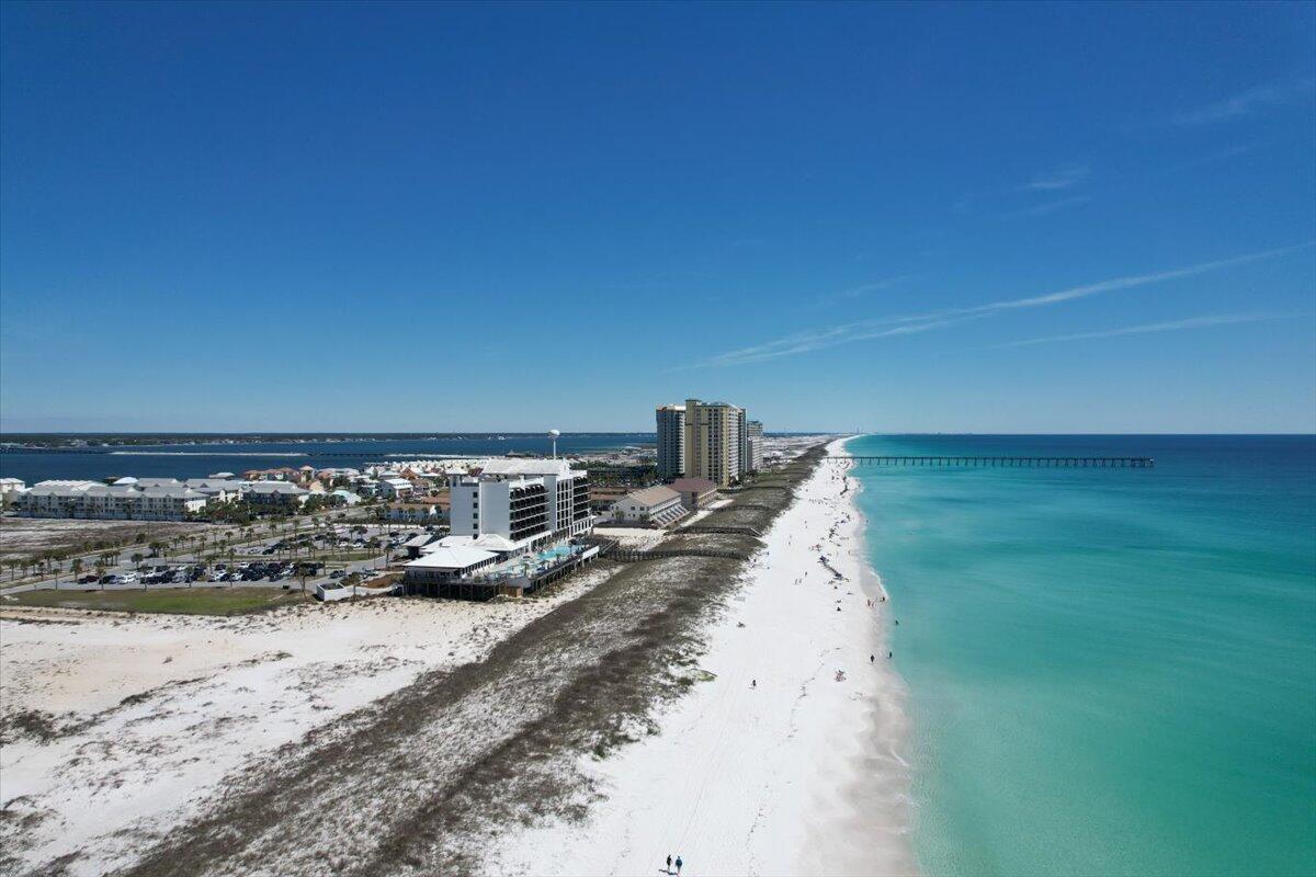NAVARRE TOWERS CONDO - Residential