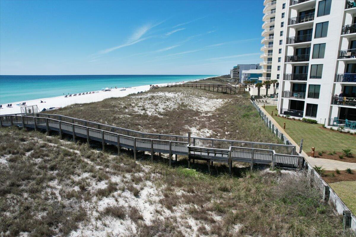NAVARRE TOWERS CONDO - Residential