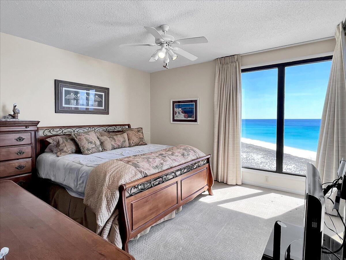 NAVARRE TOWERS CONDO - Residential