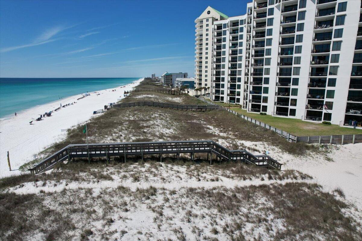NAVARRE TOWERS CONDO - Residential