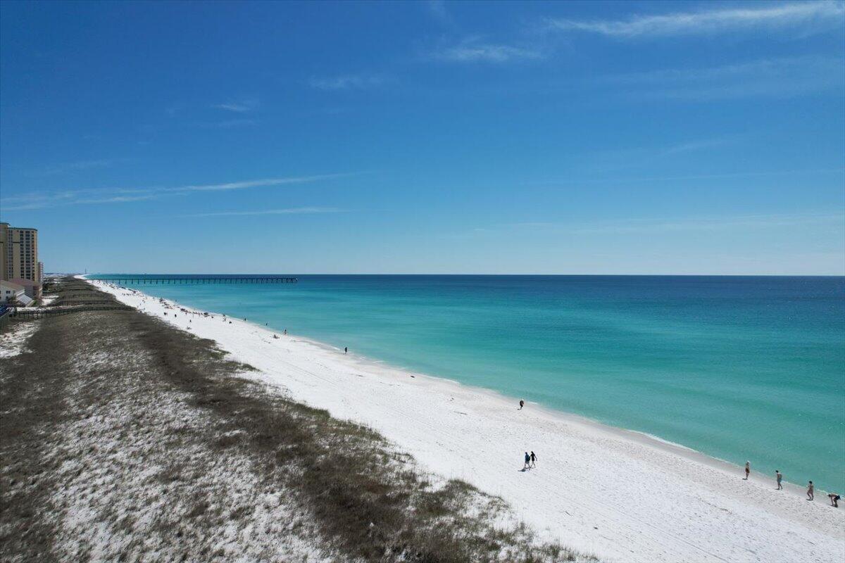 NAVARRE TOWERS CONDO - Residential