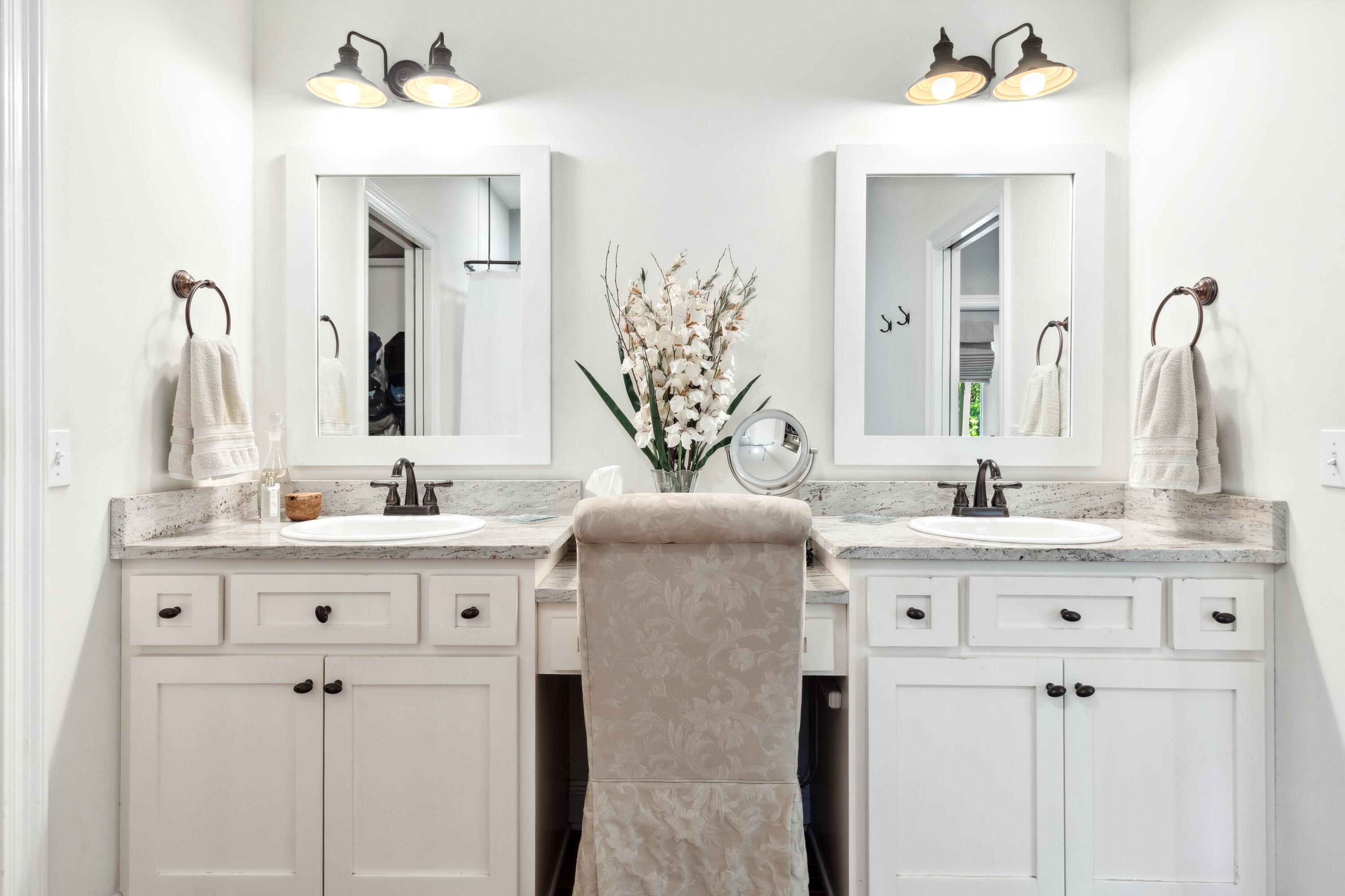 LAKESIDE AT BLUE MOUNTAIN BEACH - Residential