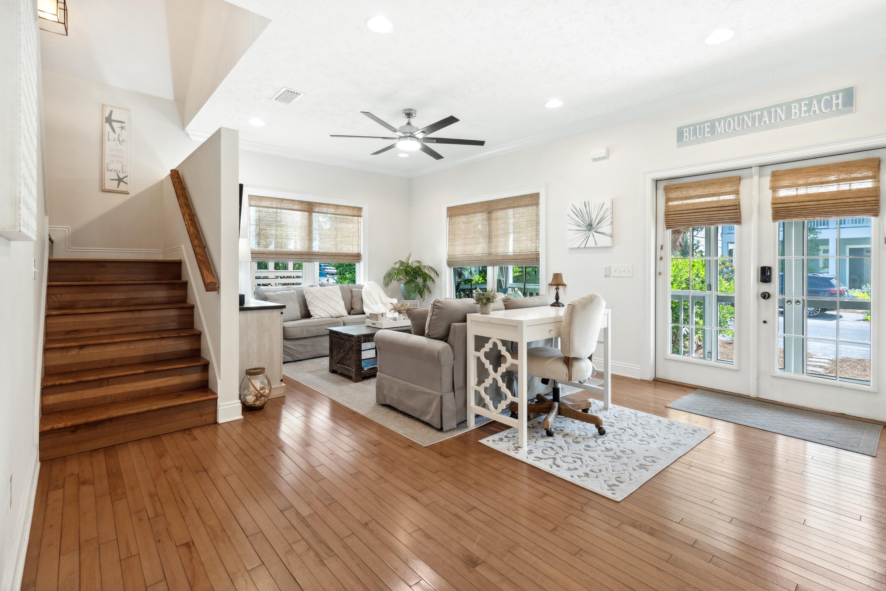 LAKESIDE AT BLUE MOUNTAIN BEACH - Residential