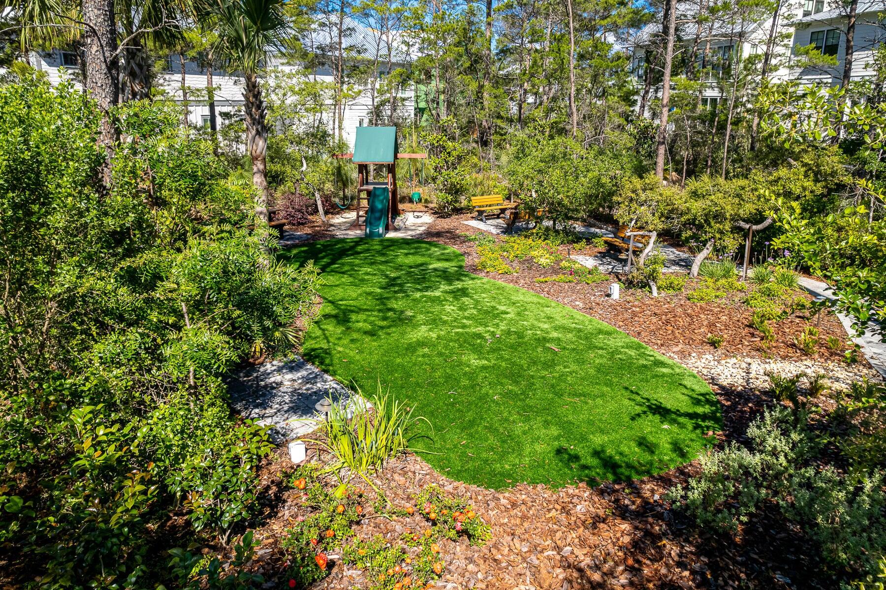 LAKESIDE AT BLUE MOUNTAIN BEACH - Residential