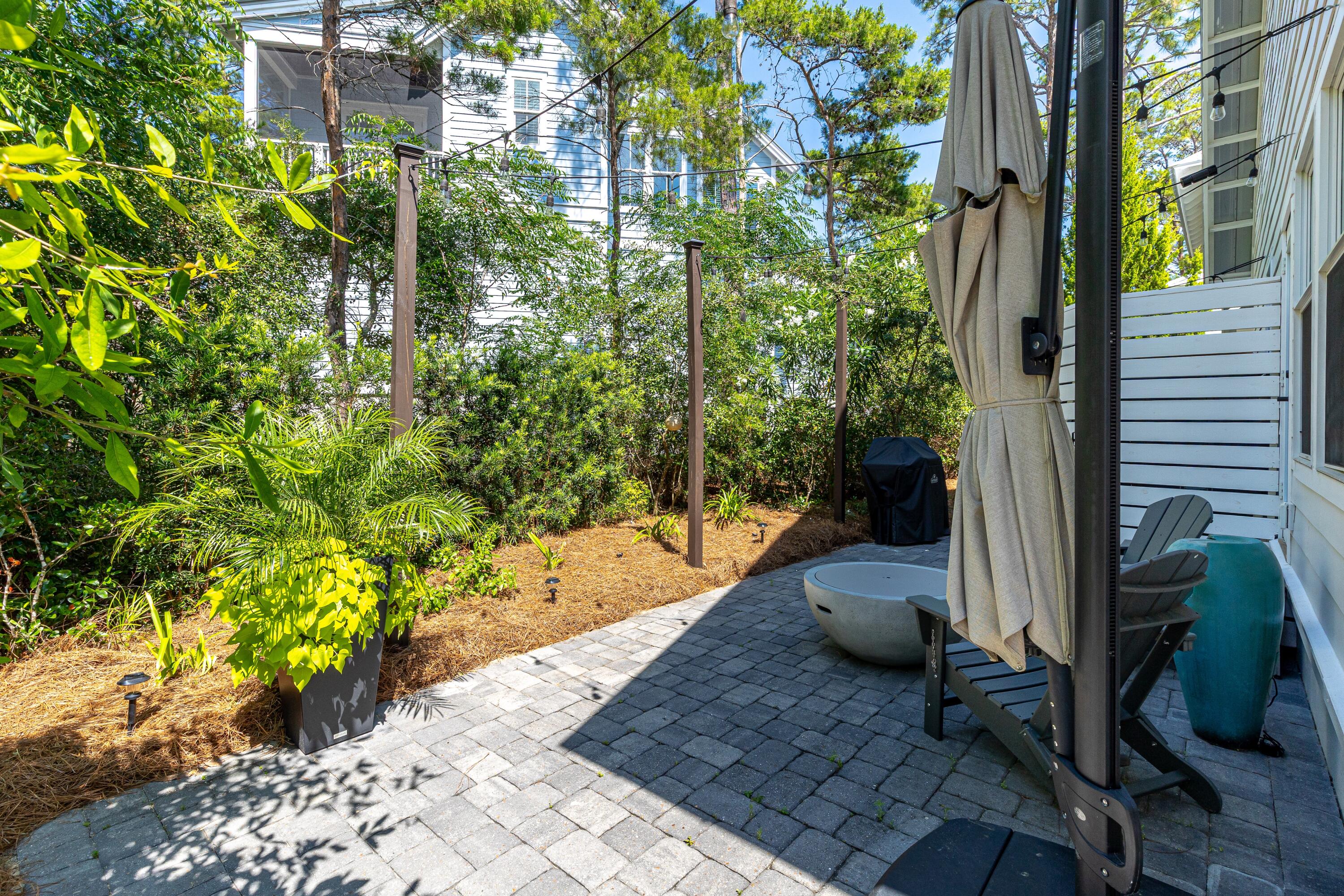 LAKESIDE AT BLUE MOUNTAIN BEACH - Residential