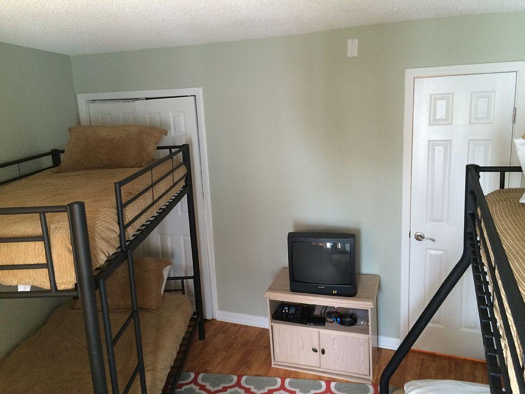 CRYSTAL VILLAGE CONDO PH 1 - Residential