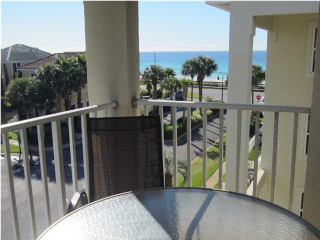 MARAVILLA CONDO 3 - Residential