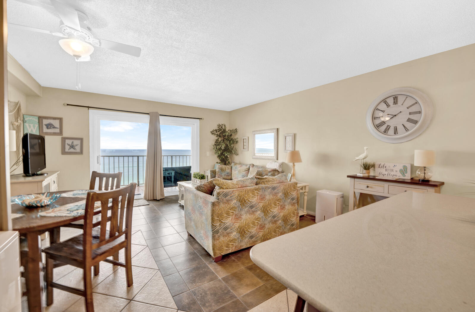 SUMMIT CONDOMINIUM, THE - Residential