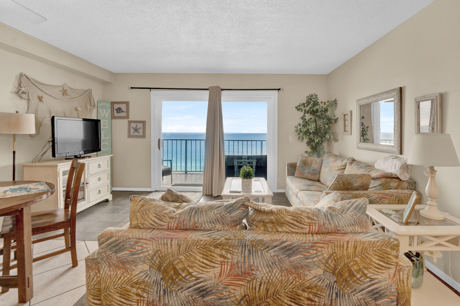 SUMMIT CONDOMINIUM, THE - Residential