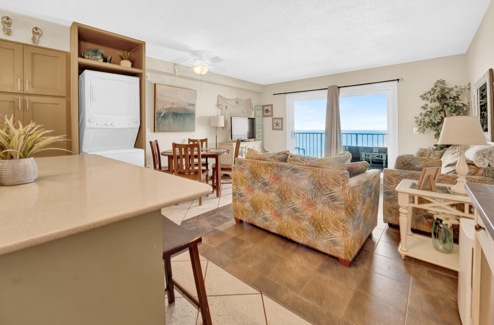 SUMMIT CONDOMINIUM, THE - Residential