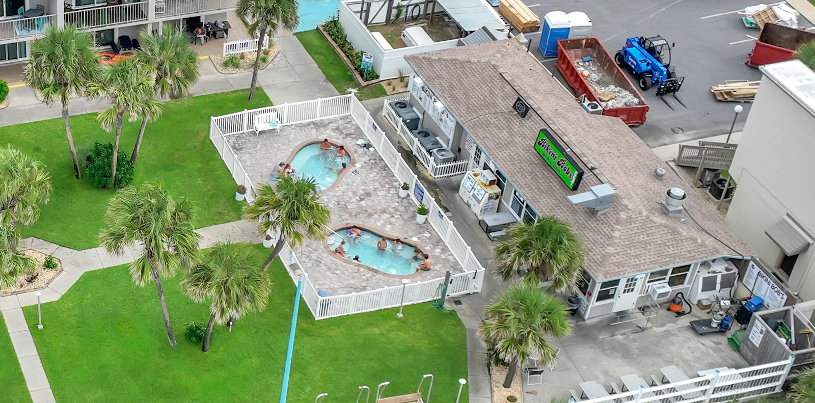 SUMMIT CONDOMINIUM, THE - Residential