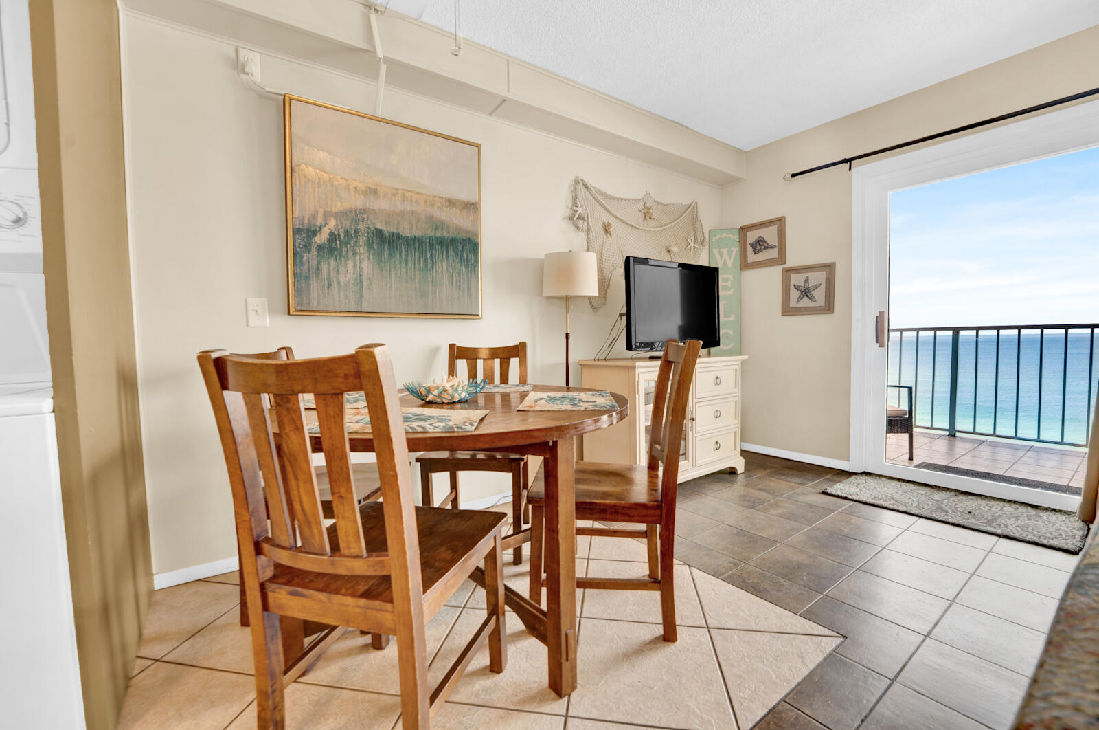 SUMMIT CONDOMINIUM, THE - Residential