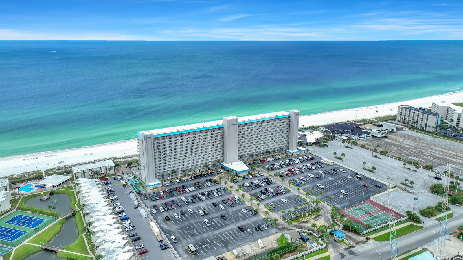 SUMMIT CONDOMINIUM, THE - Residential