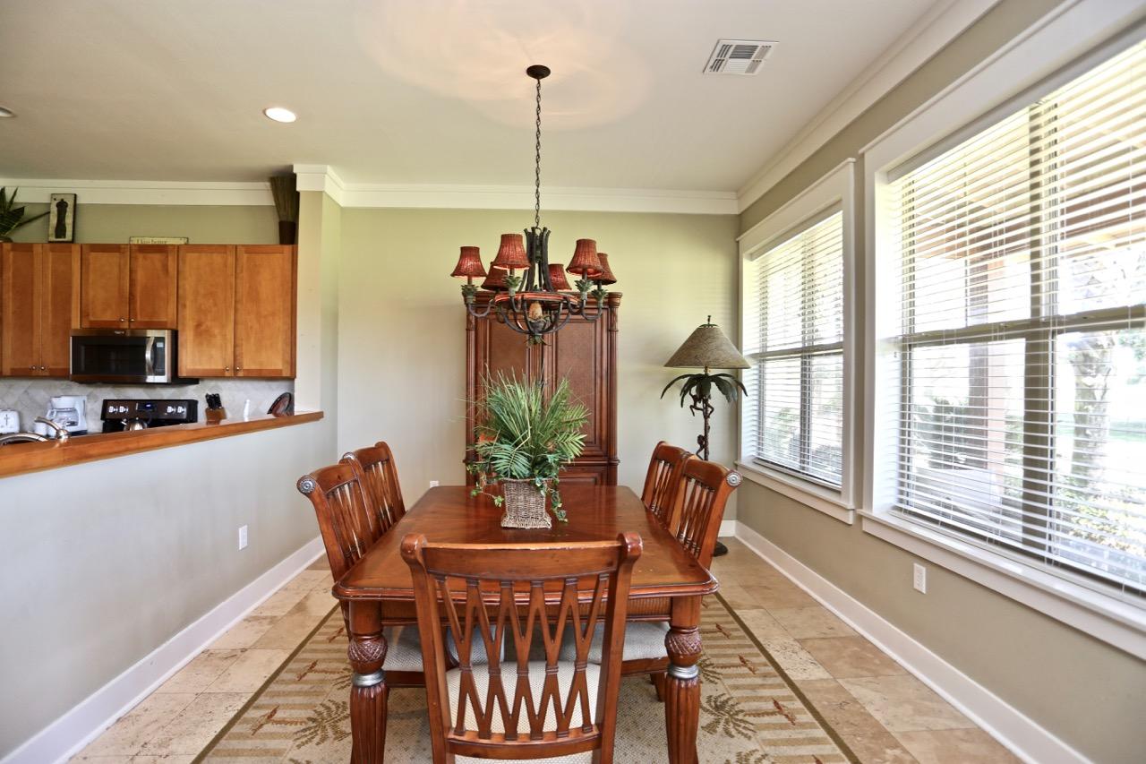 MAGNOLIA BAY - Residential