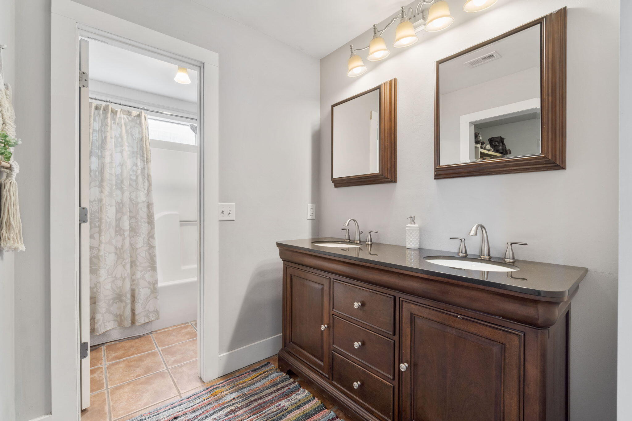 EAST BAY RIVER ESTATES - Residential