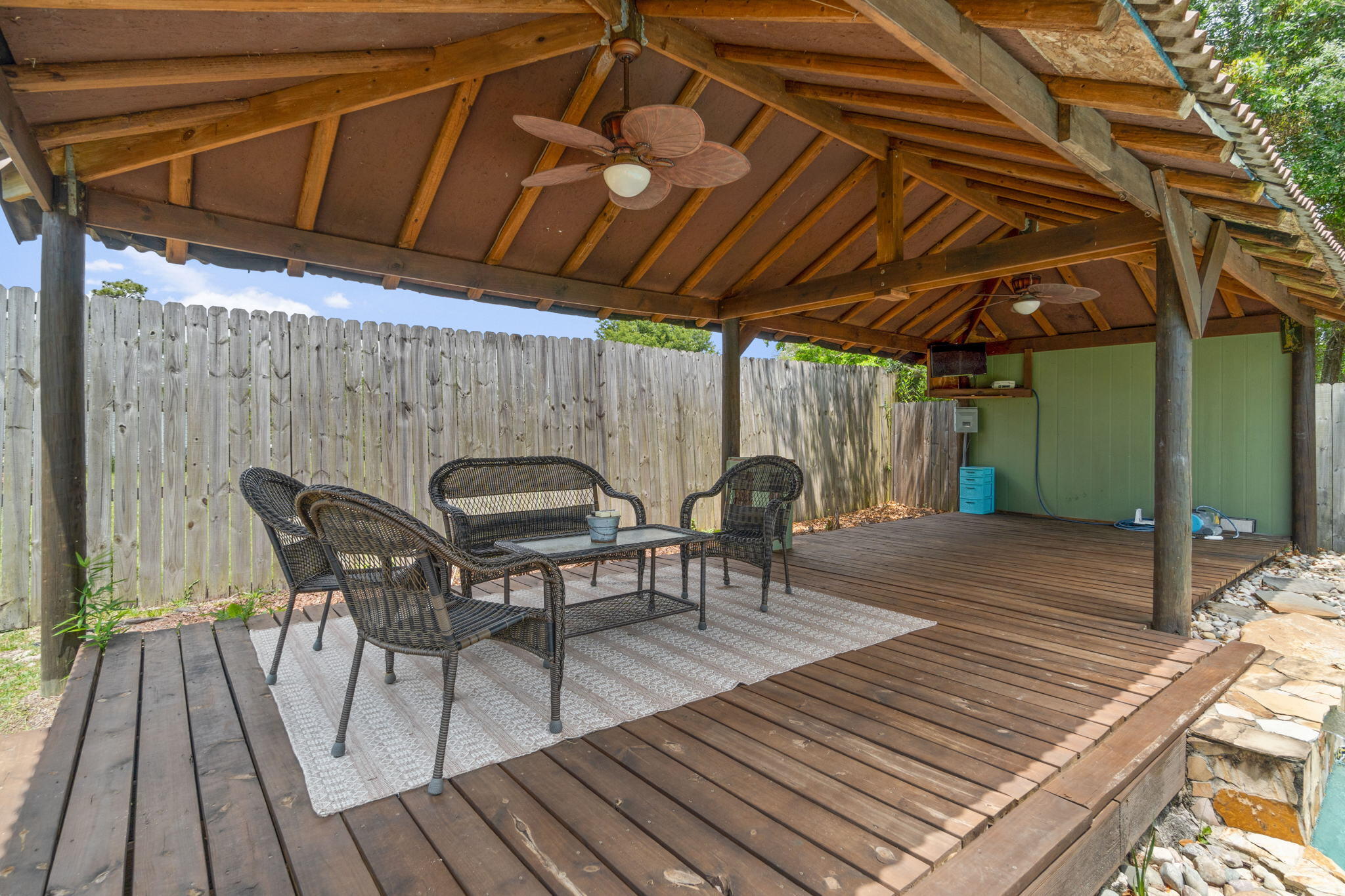 EAST BAY RIVER ESTATES - Residential