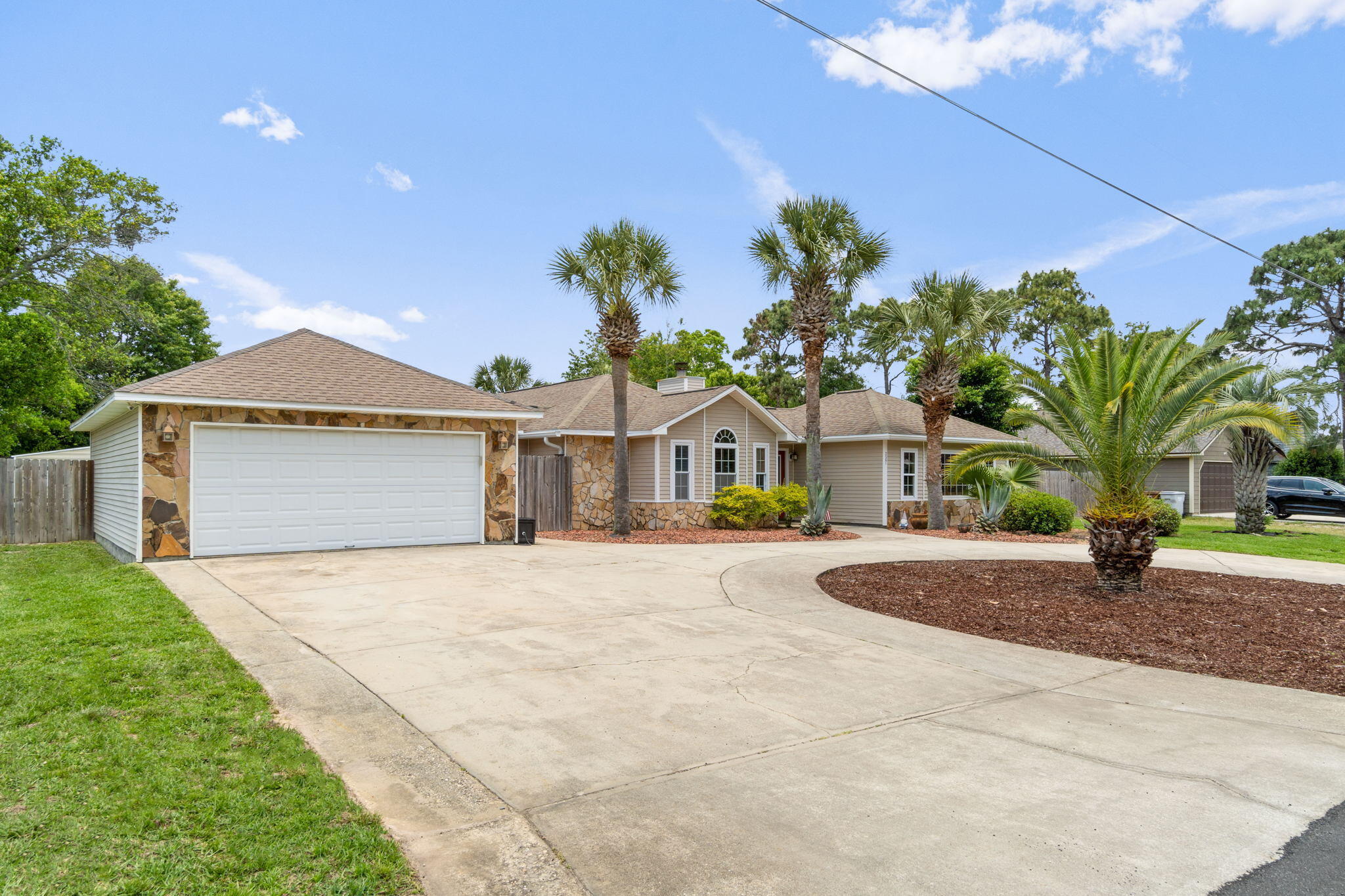 EAST BAY RIVER ESTATES - Residential