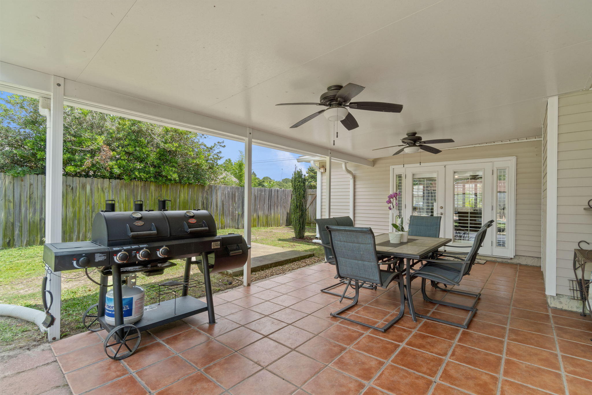 EAST BAY RIVER ESTATES - Residential