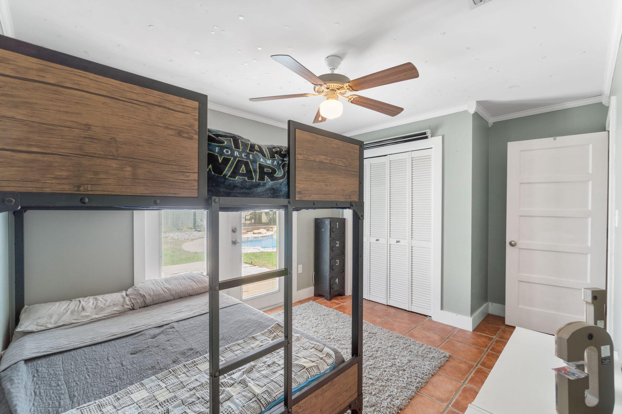 EAST BAY RIVER ESTATES - Residential