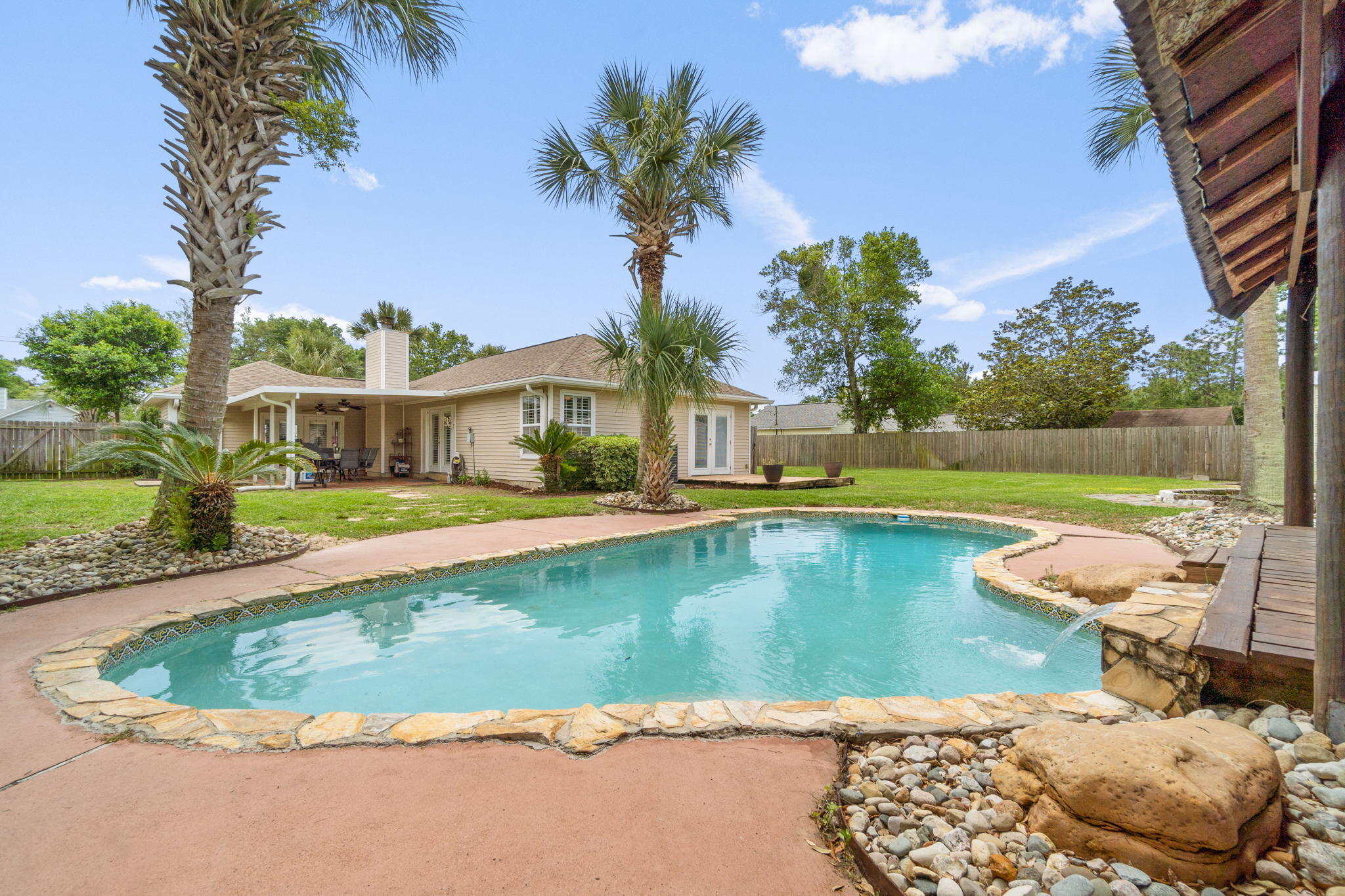 EAST BAY RIVER ESTATES - Residential