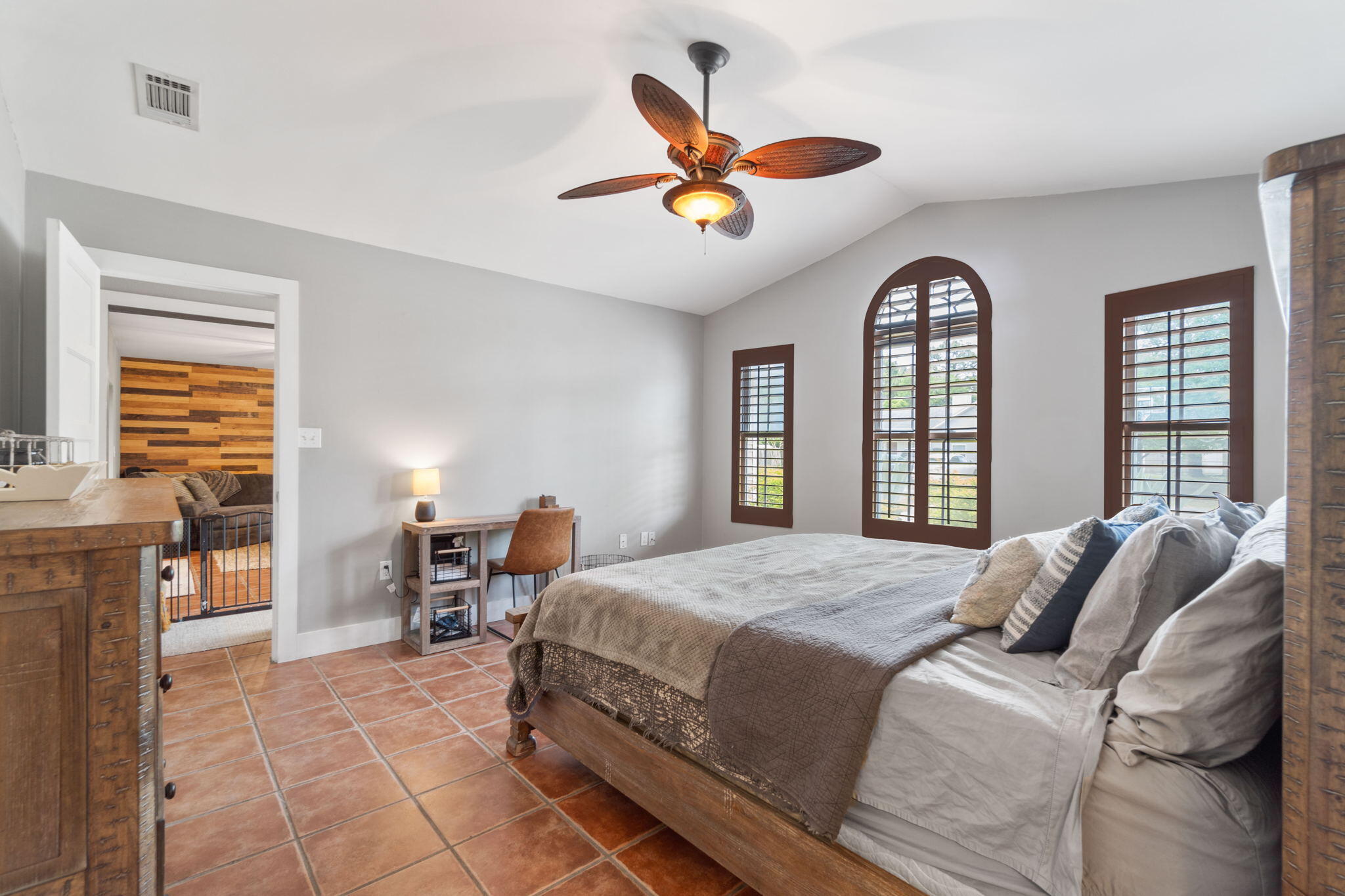 EAST BAY RIVER ESTATES - Residential