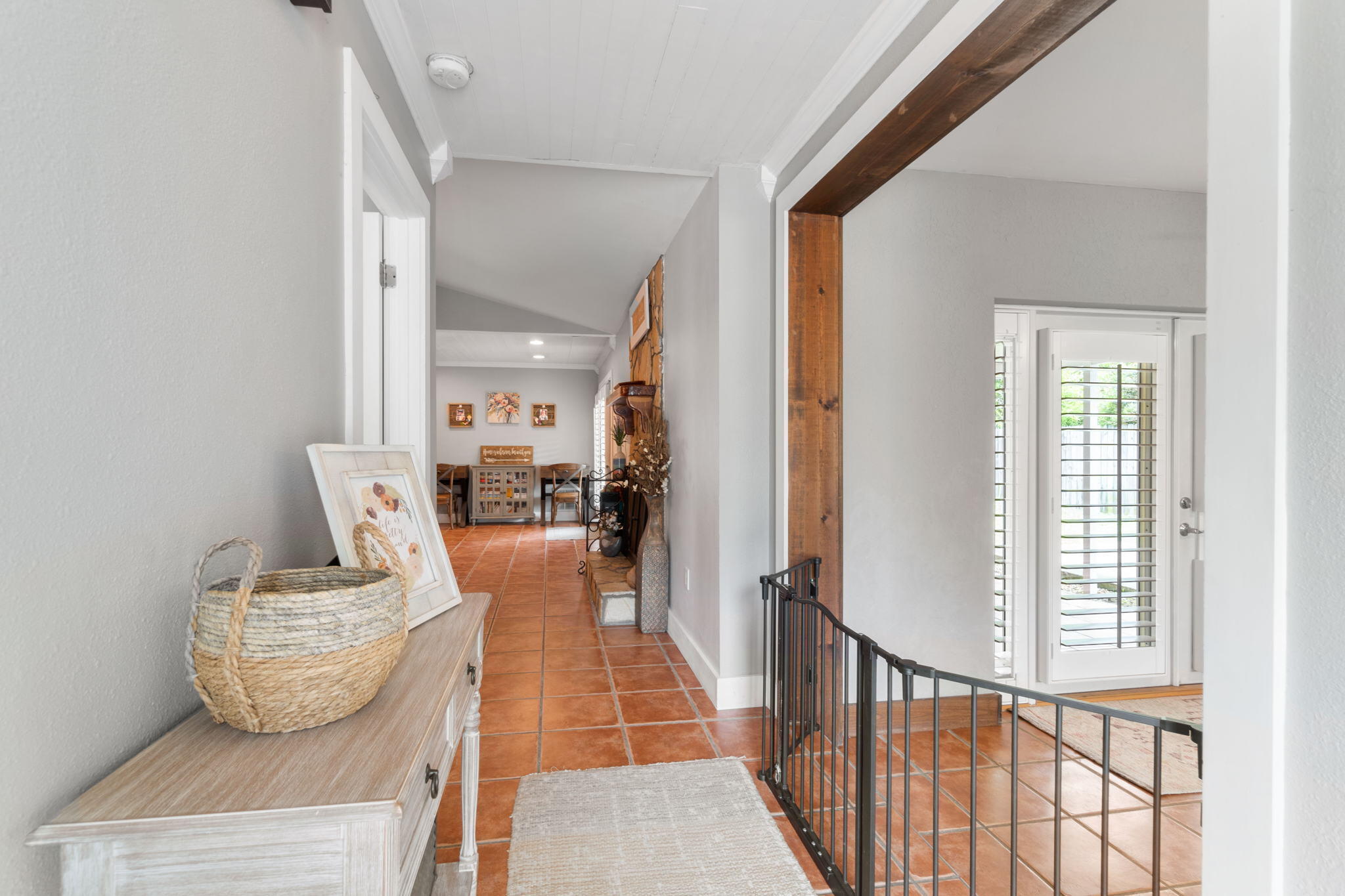 EAST BAY RIVER ESTATES - Residential