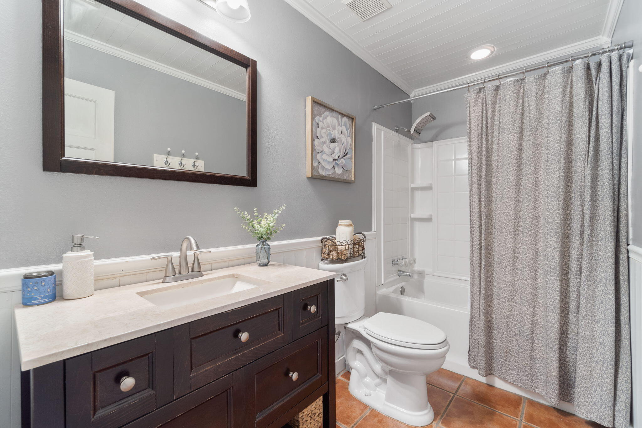 EAST BAY RIVER ESTATES - Residential