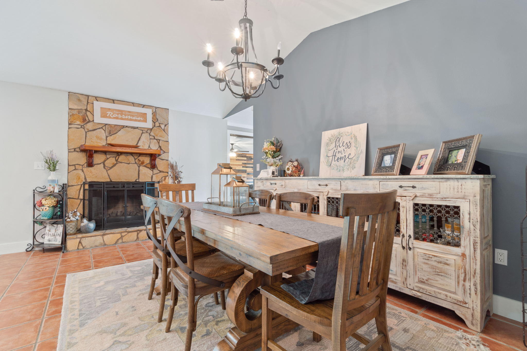 EAST BAY RIVER ESTATES - Residential