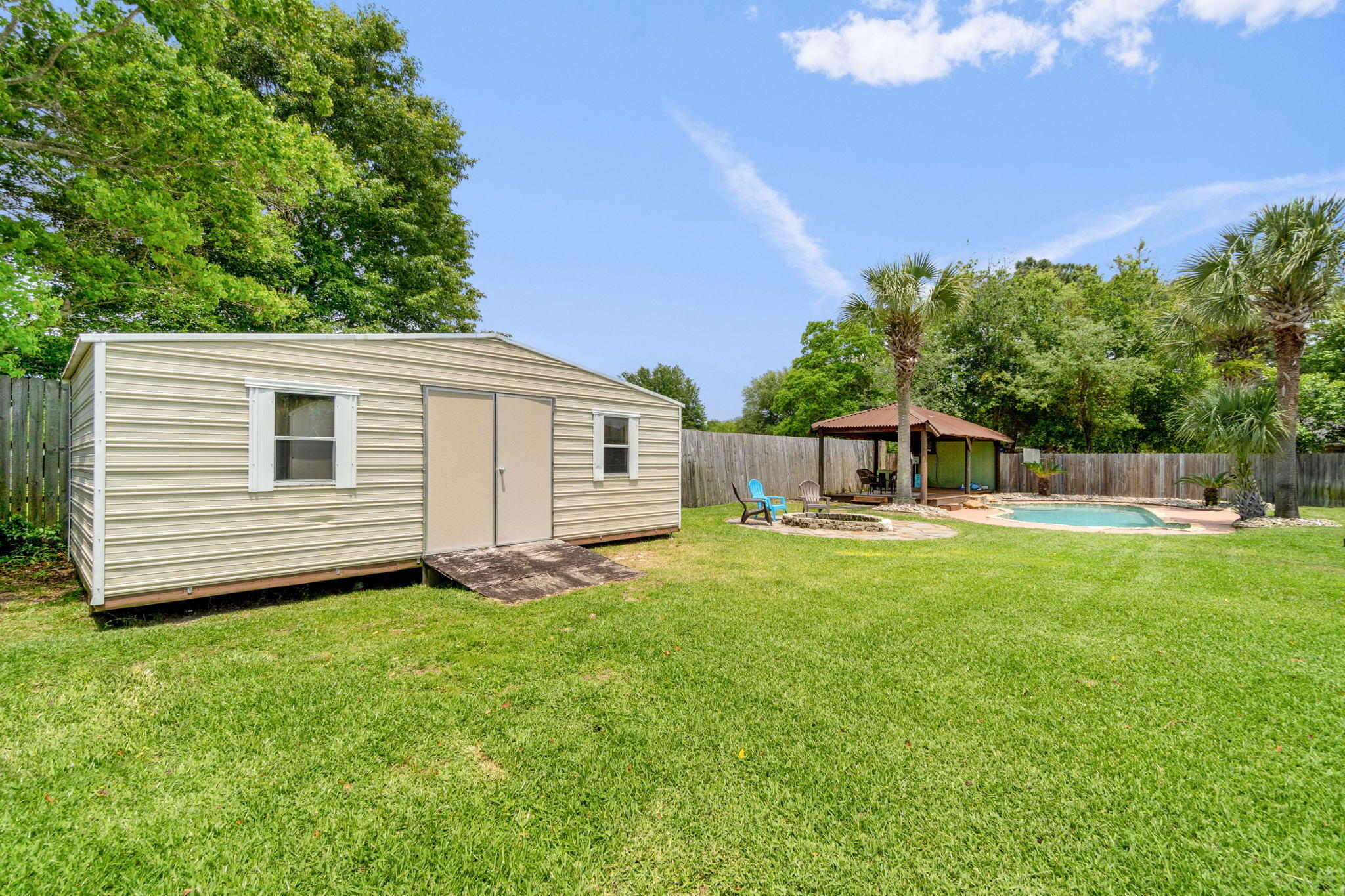 EAST BAY RIVER ESTATES - Residential